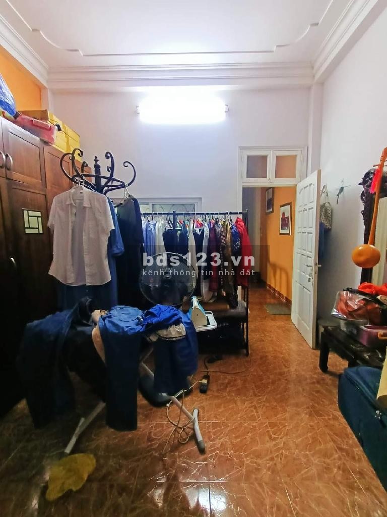 Nhà rất đẹp phố Lê Thanh Nghị - ô tô vào nhà - ở và kinh doanh đẳng cấp.