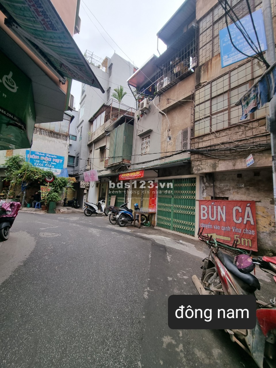 Bán nhà cũ 3 tầng Phố Minh Khai, DT 32m2, mặt ngõ ô tô tránh nhau, kinh doanh cực tốt