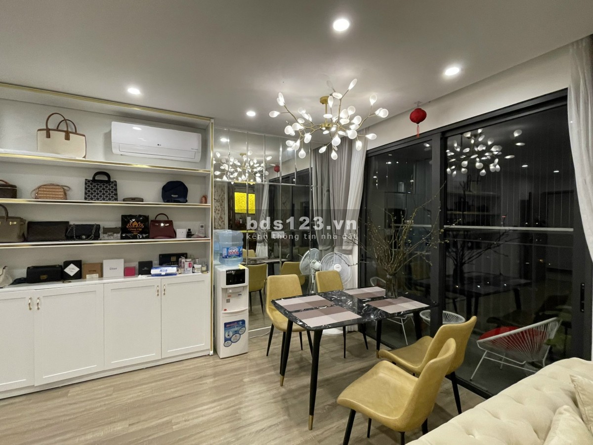 Tôi cần bán gấp trước tết căn 2+1 Vinhomes Smart City 64m2 - Giá 2.95 tỷ. LH 0949891456