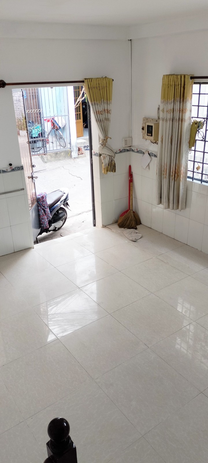 2.95 tỷ nhà trệt lầu hẻm 3M Phạm Văn Bạch, Tân Bình