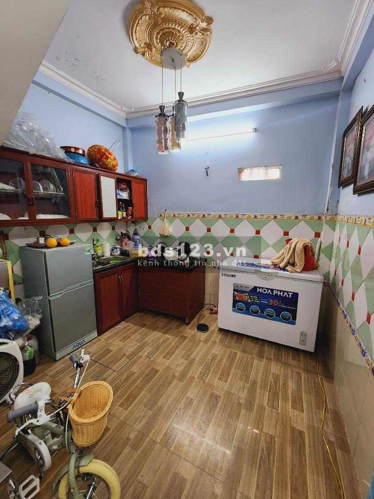 Lô góc 3 thoáng, tầm tiền hiếm 3,5 tỷ - Bùi Xương Trạch, Thanh Xuân