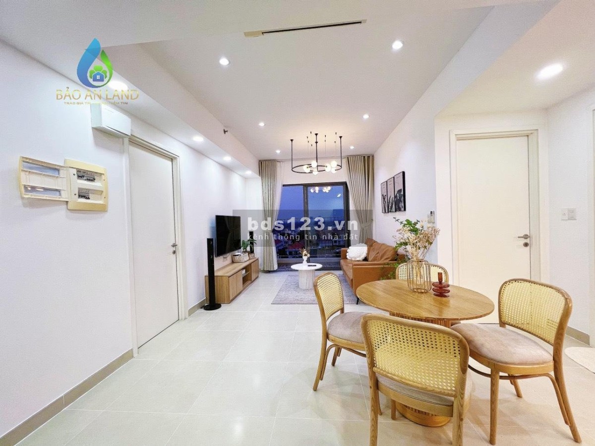 Bán căn hộ Masteri Thảo Điền, 2 phòng ngủ, đầy đủ nội thất mới và đẹp, view thành phố, giá 5.6 tỷ.