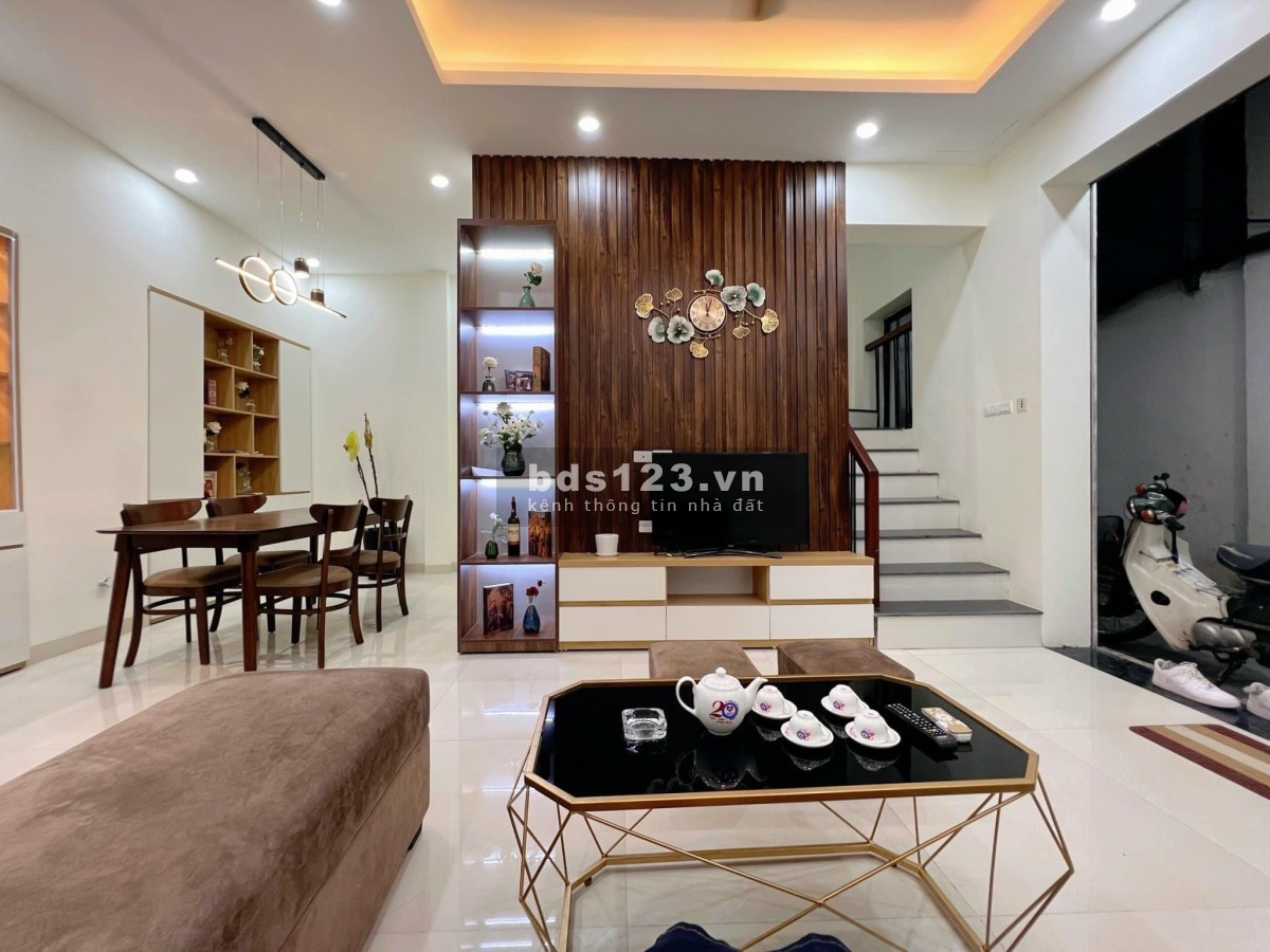 Siêu đẹp đón tết - 40Mx 4 tầng 4,95 tỷ. Mặt ngõ thông thoáng - Đẹp mới lung linh