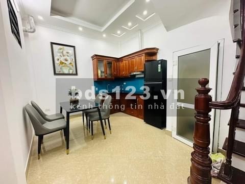 Bạch mai - Hai Bà Trưng. Nhỉnh 4 tỷ có ngay nhà 40m2, 5 tầng, MT 3,8m