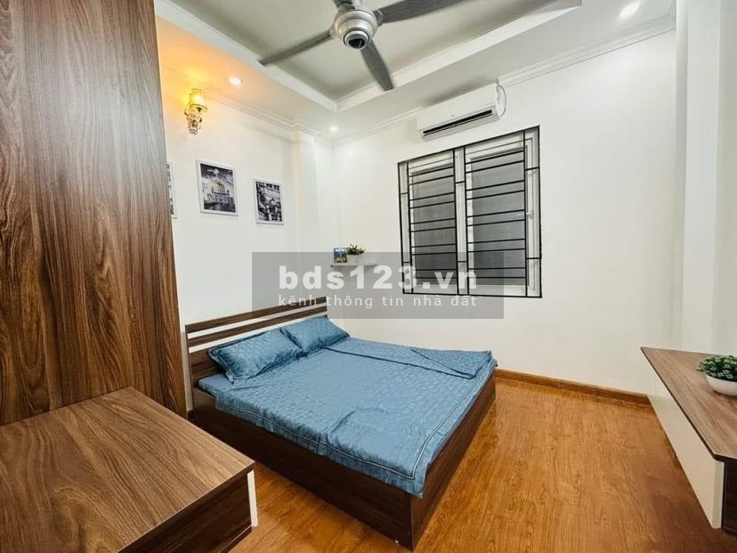Bạch mai - Hai Bà Trưng. Nhỉnh 4 tỷ có ngay nhà 40m2, 5 tầng, MT 3,8m