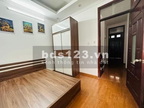 Bạch mai - Hai Bà Trưng. Nhỉnh 4 tỷ có ngay nhà 40m2, 5 tầng, MT 3,8m