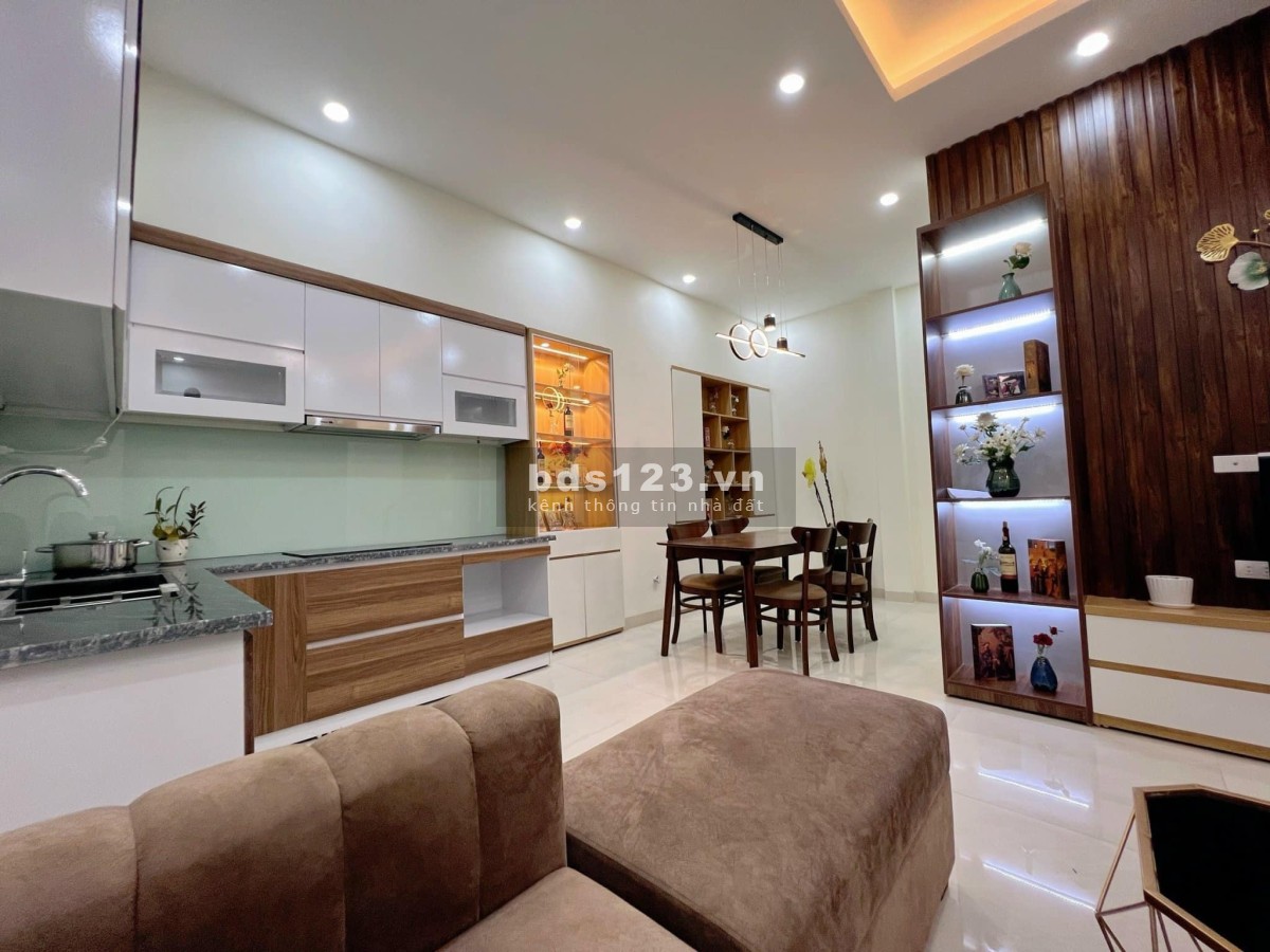 Siêu đẹp đón tết - 40Mx 4 tầng 4,95 tỷ. Mặt ngõ thông thoáng - Đẹp mới lung linh