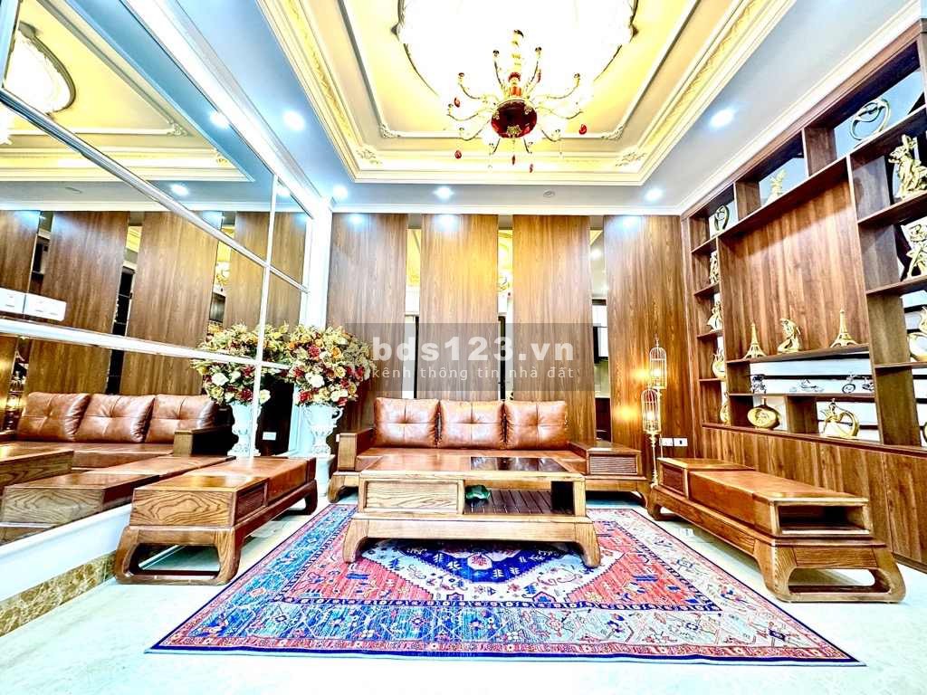 Quan nhân đẹp như cung điện – Tặng full nội thất VIP, lô góc sổ đỏ xịn, 5 tầng 3 phòng ngủ.
