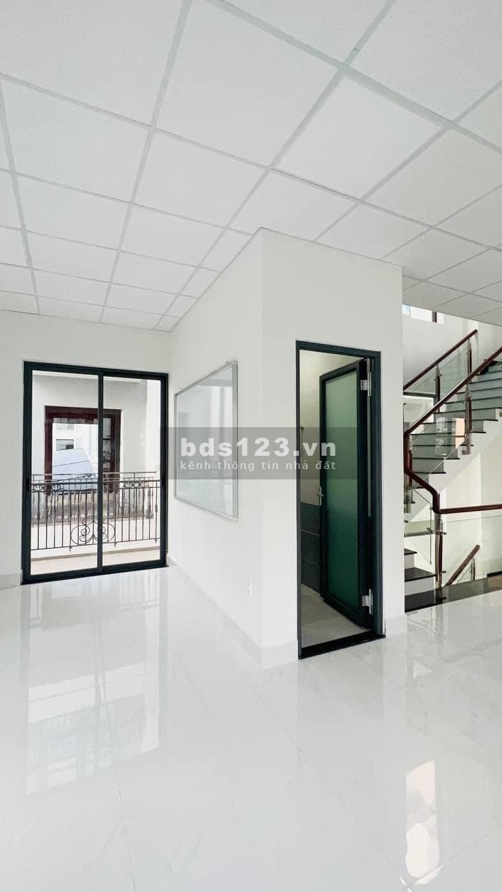 Cho thuê biệt thự 250m2 hoàn thiện nguyên căn 32 triệu/tháng
