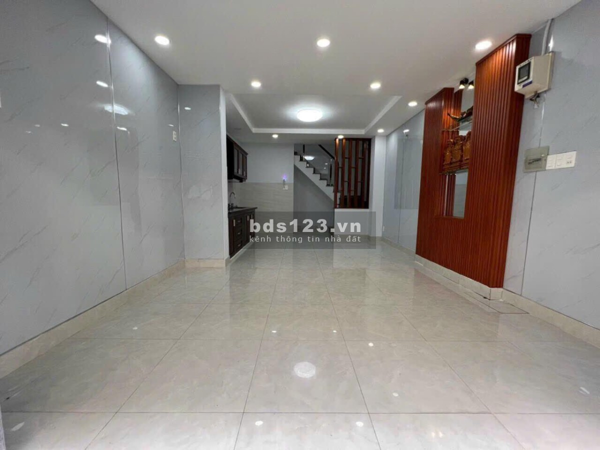 '''Bán nhà mặt tiền Tân Bình, góc 2MT 114 Năm Châu, phường 11 Tân Bình