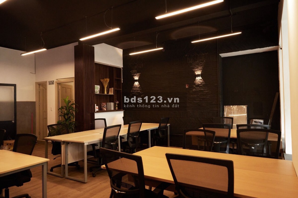 Cho thuê văn phòng giá tốt, vị trí mặt tiền đường