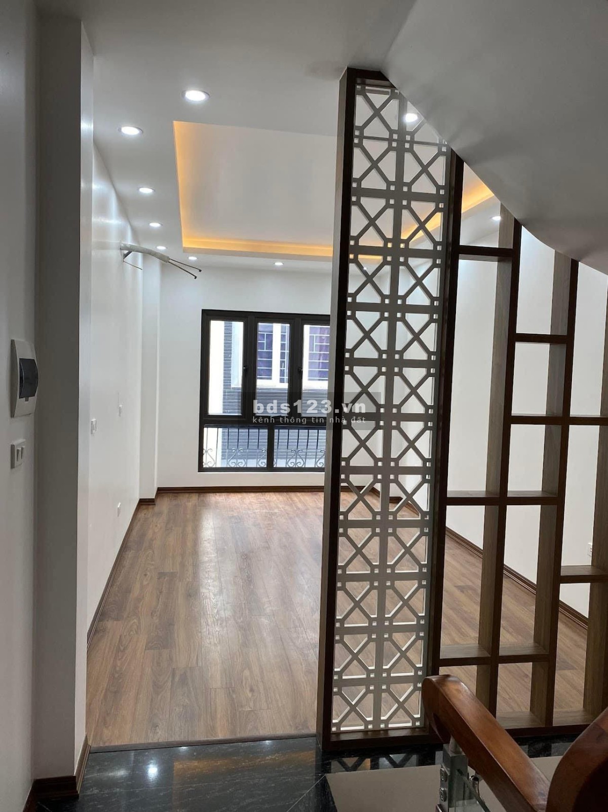 Bán nhà Vũ Trọng Phụng - Mới đẹp gần phố - 46M2*5 tầng - Sổ vuông - 6.4 tỷ CTL.