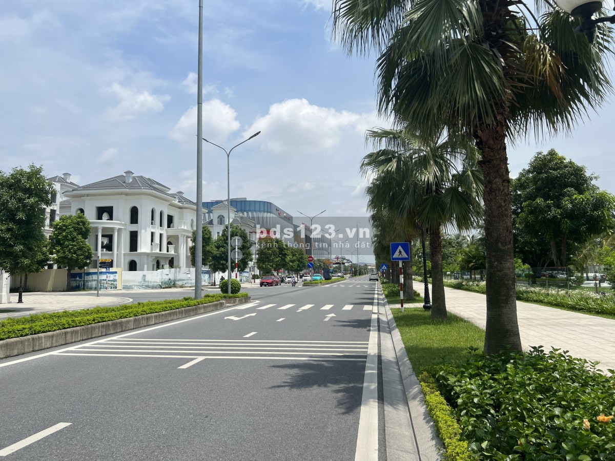 Cặp song lập View Biển nước mặn trục đường 30m tại Vin Gia Lâm (0985941715)