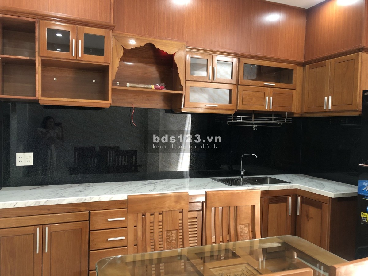 Chính chủ cần bán nhà Nguyễn văn Linh- nội thất xịn xò - GIá còn 5 tỷ 2