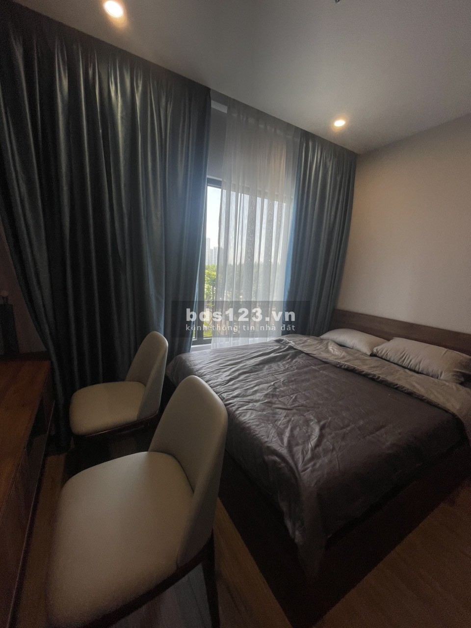 Cho thuê căn 2PN+ full nội thất cao cấp 10 triệu/ tháng tại Vinhomes Quận 9