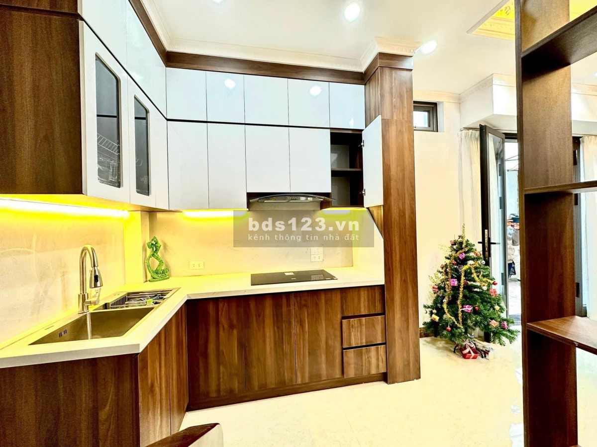 Bán nhà Quan Nhân - 10M ra oto - 30M2*5 Tầng - 5.4 tỷ SĐCC.