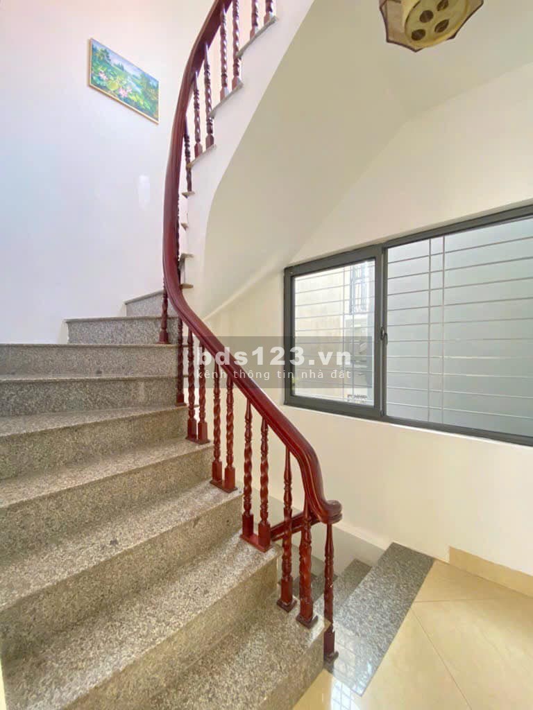 Bán nhà đẹp lung linh trung tâm Ngọc Thụy full công năng tiện ích miên man