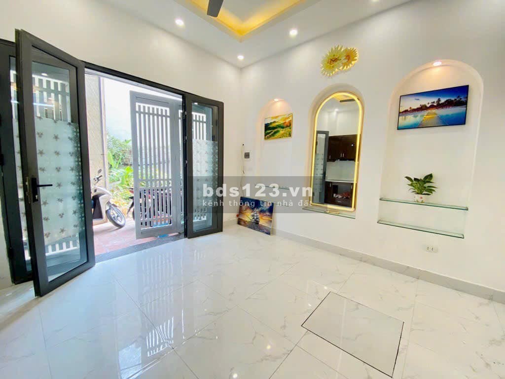 Bán nhà đẹp lung linh trung tâm Ngọc Thụy full công năng tiện ích miên man