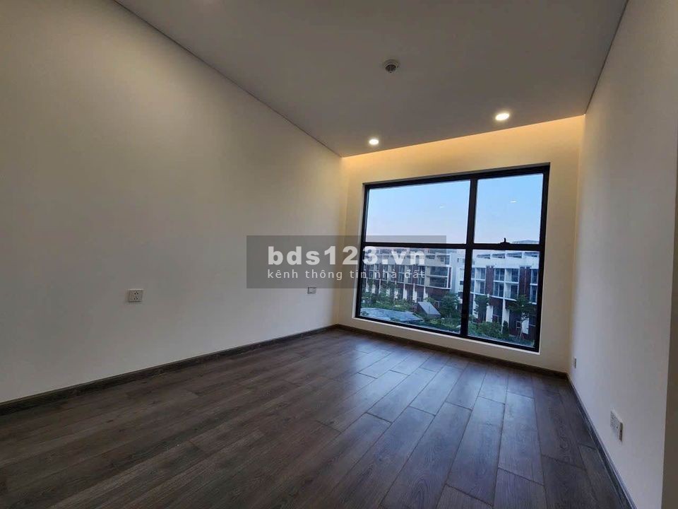 Hot! 112m2 Briliant - 2 phòng ngủ giá rẻ nhất chỉ 5.6 tỷ (102%, full thuế phí). LH 0933149558