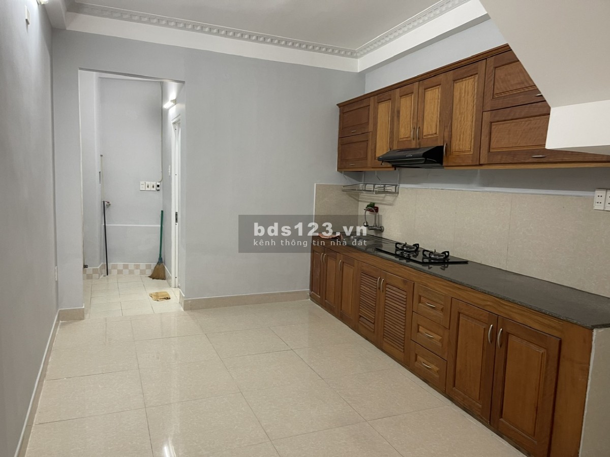 Gấp bán, nhà 2 tầng 54m2 Trần Cao Vân, Thanh Khê, nhỉnh 2 tỷ, cực rẻ