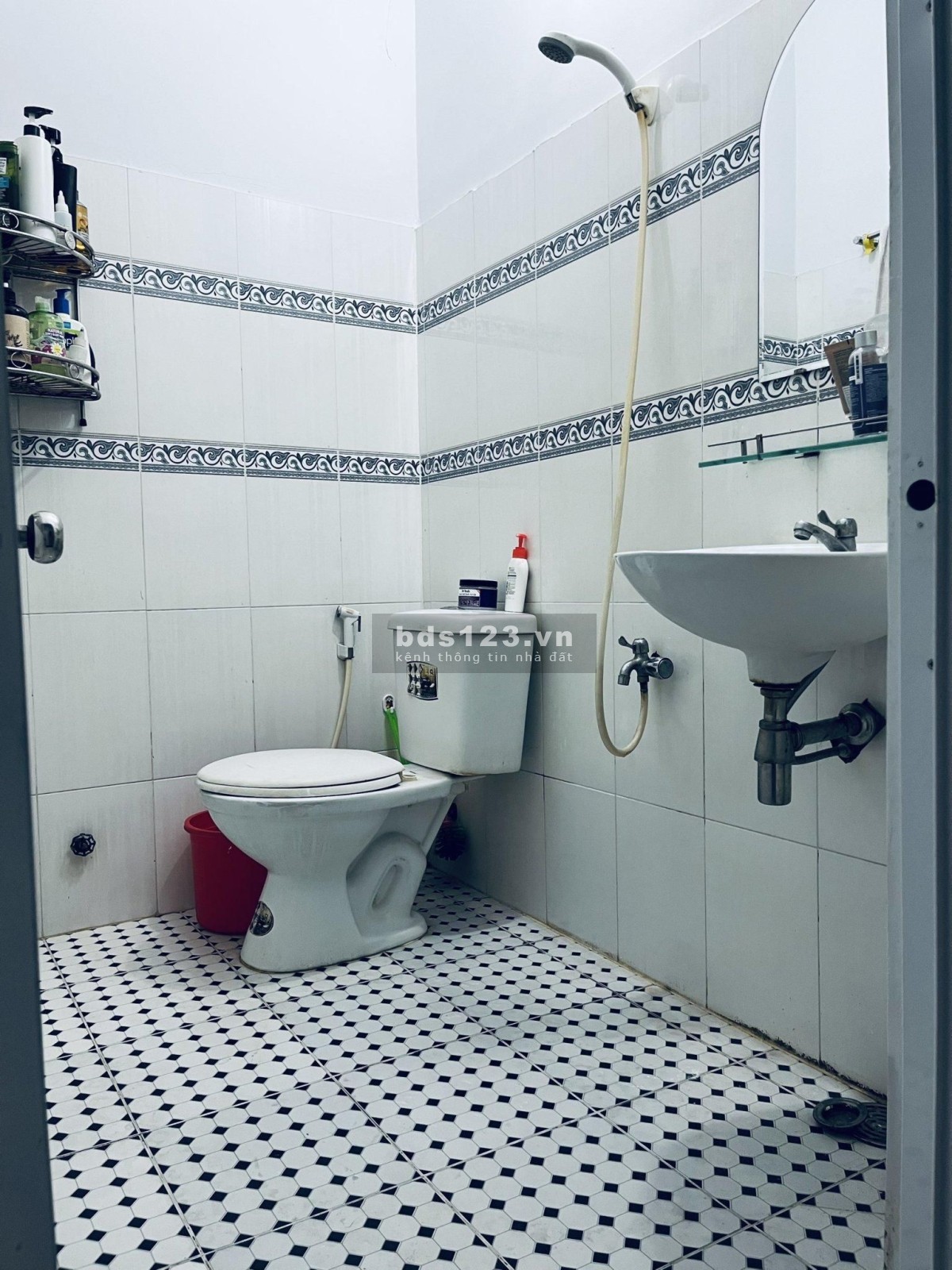 Bán Nhà Tô Hiệu, Hiệp Tân, Tân Phú, 44m2, 2 Tầng, Nhỉnh 3 tỷ.