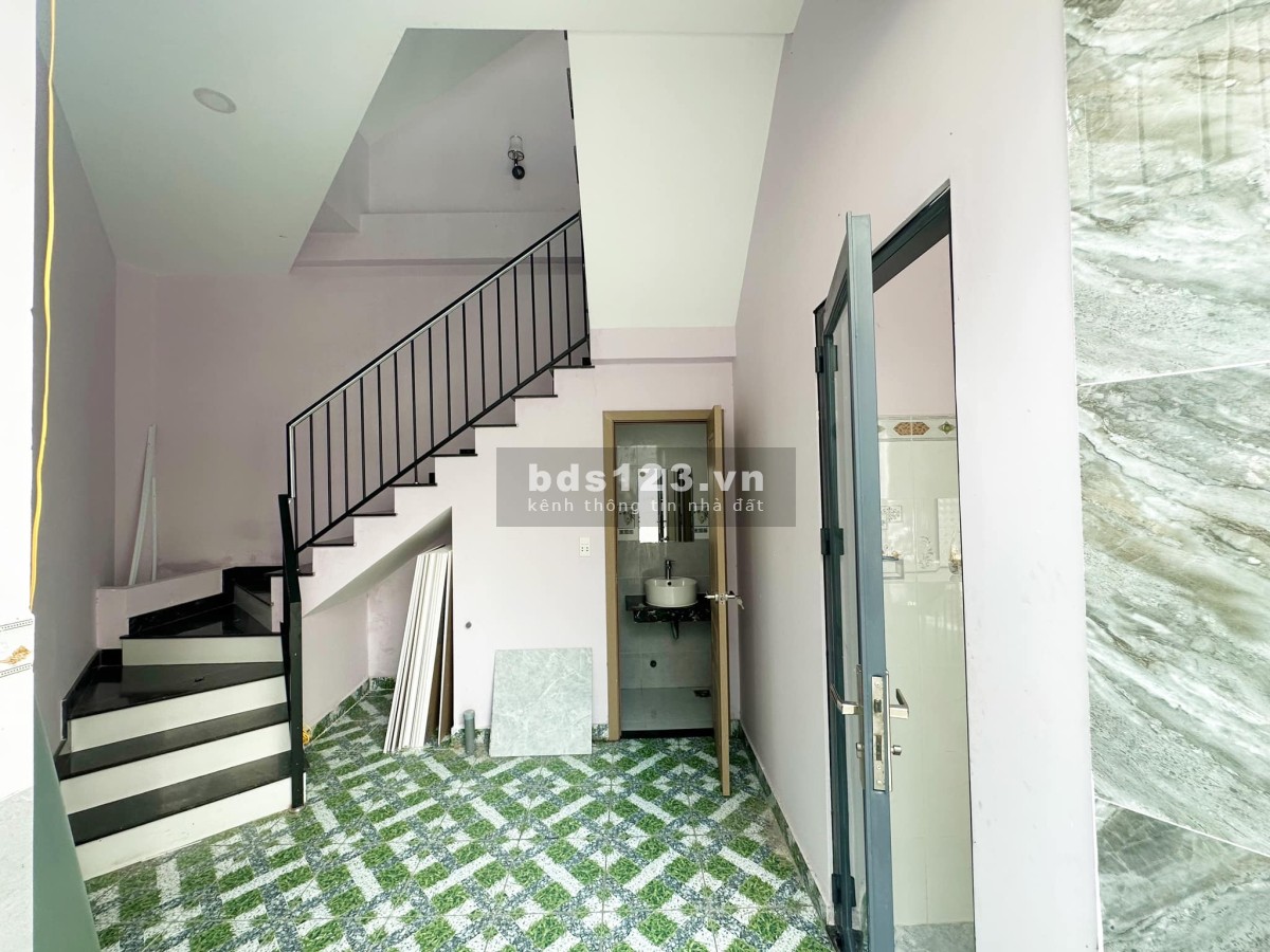 CHDV CAO CẤP- DT 70M2- 8x11m2 -3 Tầng- 8PN- GIÁ NHỈNH 5 TỶ- PHẠM VĂN CHIÊU, GÒ VẤP