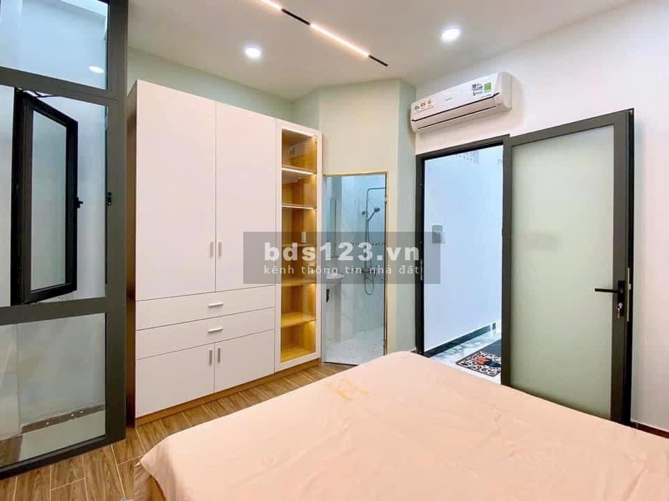 Nhà phố khu VIP nhất công viên Làng Hoa - 55m2- 4,5x12m2- 2 Tầng- 4PN- Full nội thất giá nhỉnh 7 tỷ