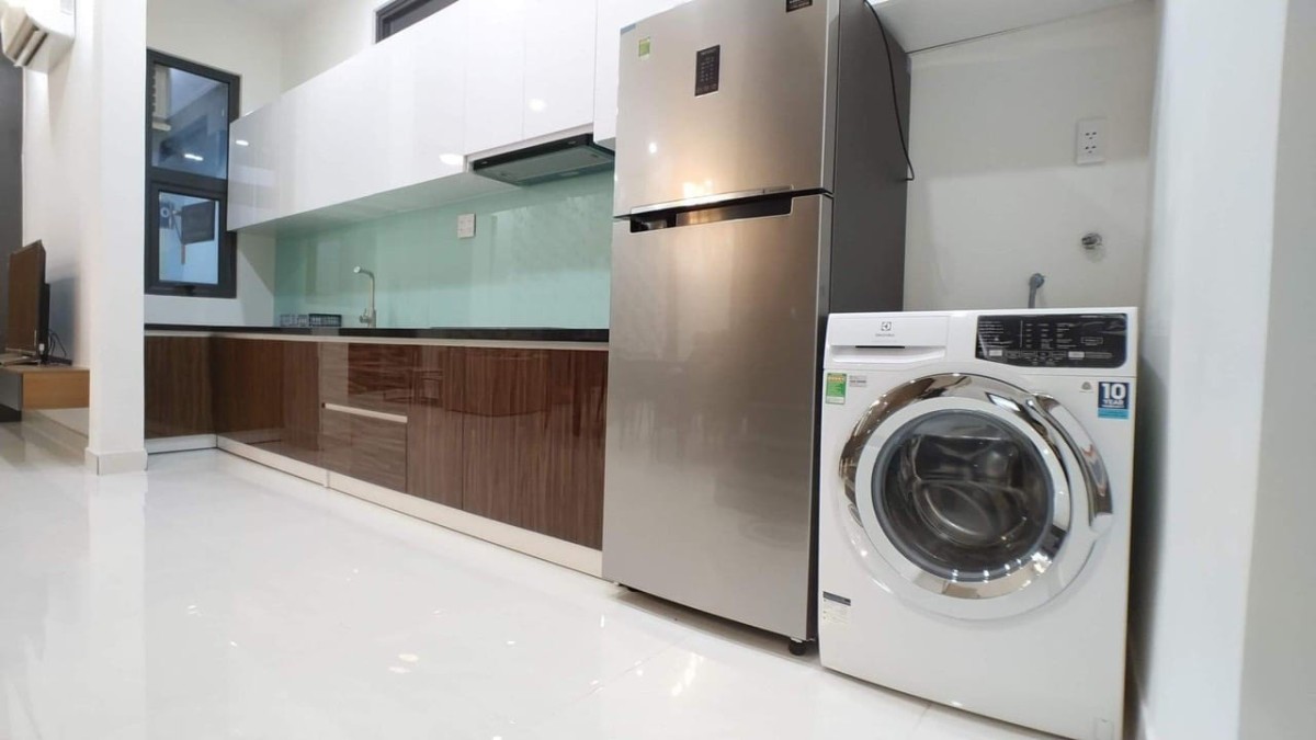 QUẬN 10. Đường 3/2, 52M2 (4.8 X 12) 10 tỷ. HẺM XE HƠI.