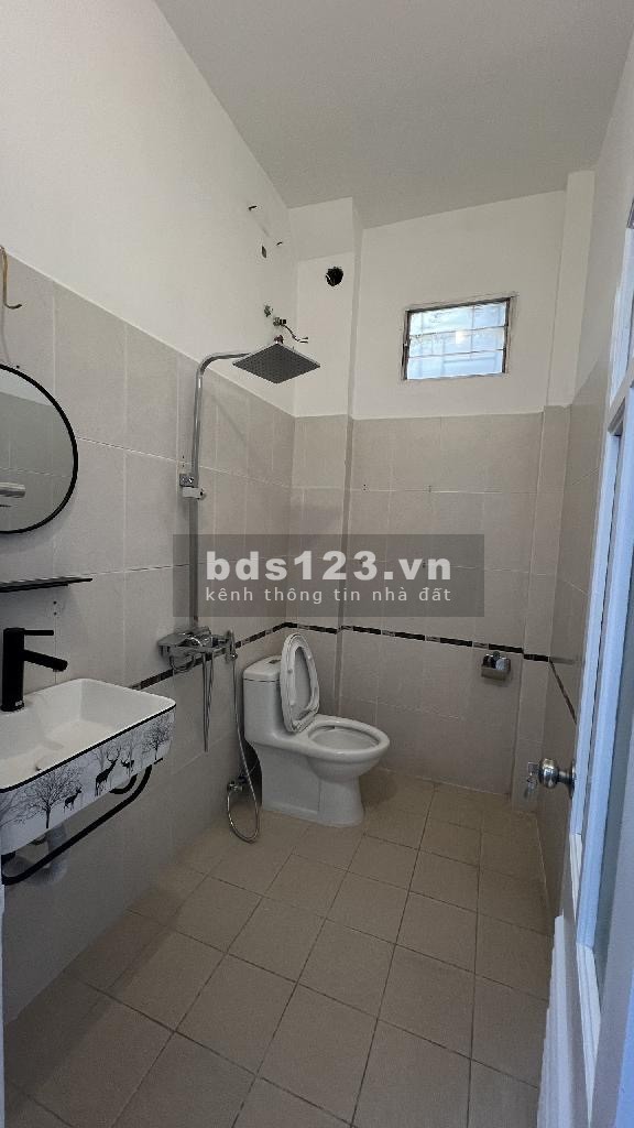 Hào Nam - Đống Đa - Hà Nội nhỉnh 5Tỉ Nhà mới đẹp zin ( như hình ) về ở luôn