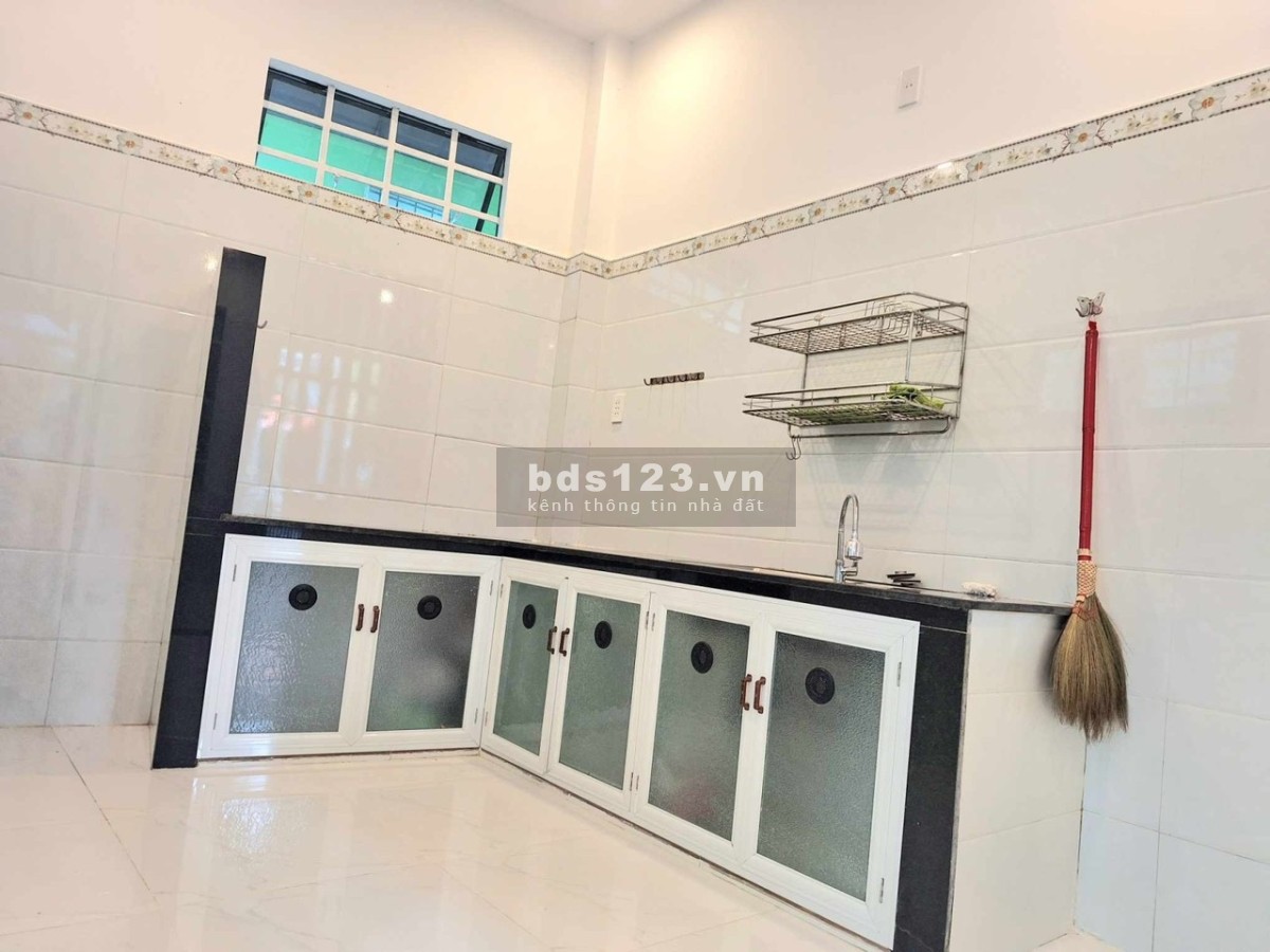 Bán nhanh trả nợ, nhà Trần Cao Vân, Đà Nẵng, 2 tầng, 50m2, nhỉnh 2 tỷ