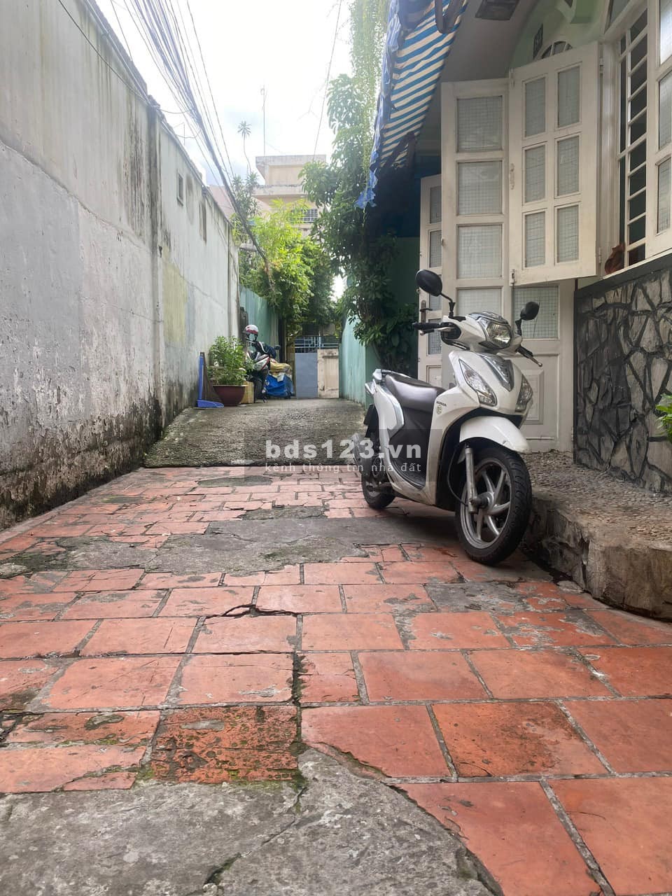 Tôi bán nhà nở hậu 2 tấm 33M2 2PN - Trung tâm quận 1