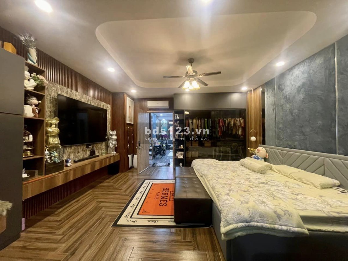 Chủ cần bán gấp - Smarthome, khu Phan Xích Long - 127M2- Gía nhỉnh 14 tỷ - Bank định giá 17 tỷ