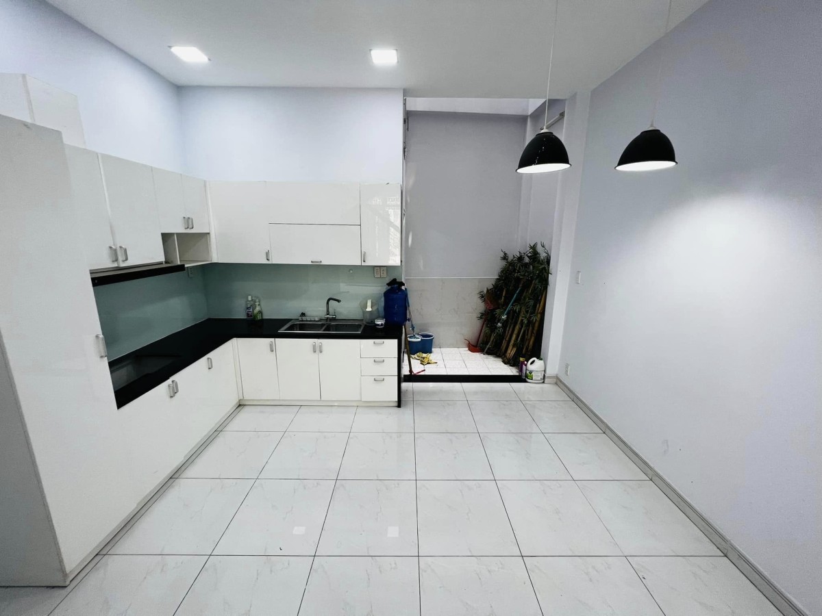 Hẻm Trước Nhà 6m, 4,5m x 15m, 3 Tầng, Nguyễn Oanh, Phường 17, Gò Vấp. 5T