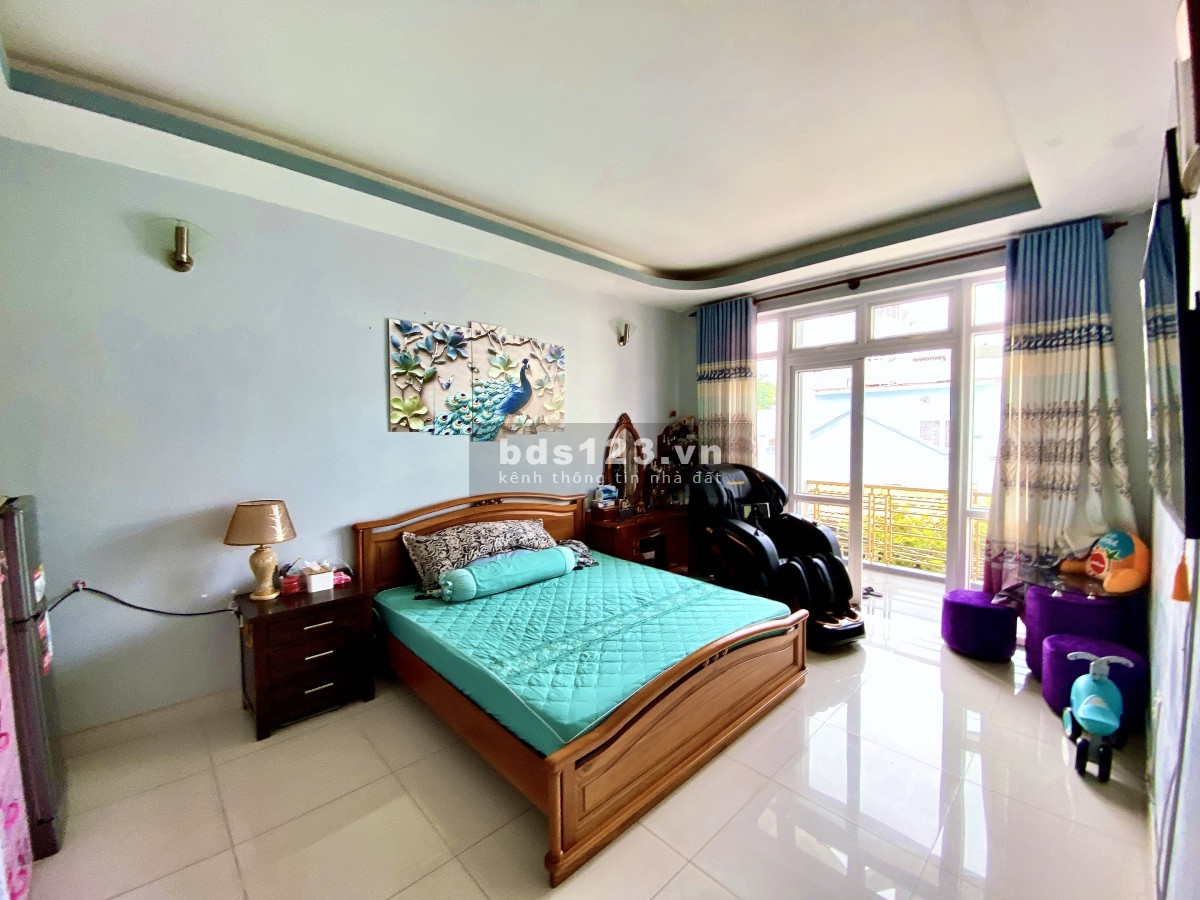 Nhà 130m2 bán gấp trước tết giảm 1.5 tỷ giá còn 7.2 tỷ - HXH Làng Tăng Phú Quận 9