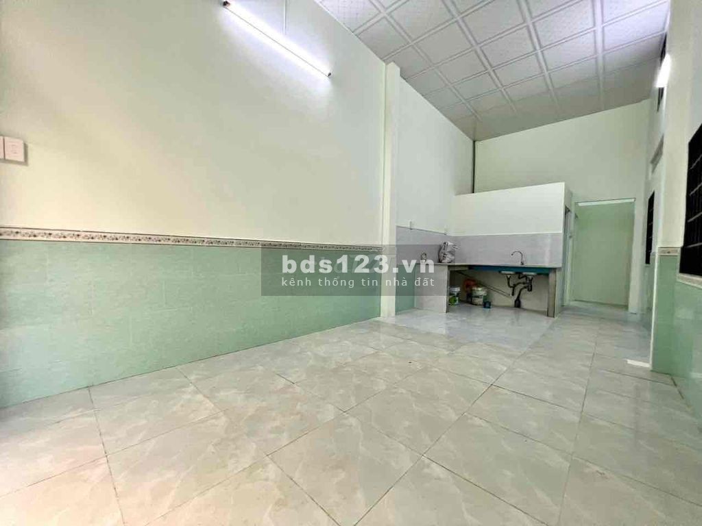 Chính chủ cần cho thuê nhà C4 nguyên căn phường Hiệp Thành, Q12