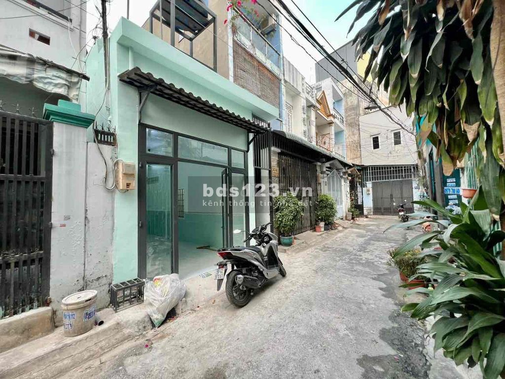 Chính chủ cần cho thuê nhà C4 nguyên căn phường Hiệp Thành, Q12