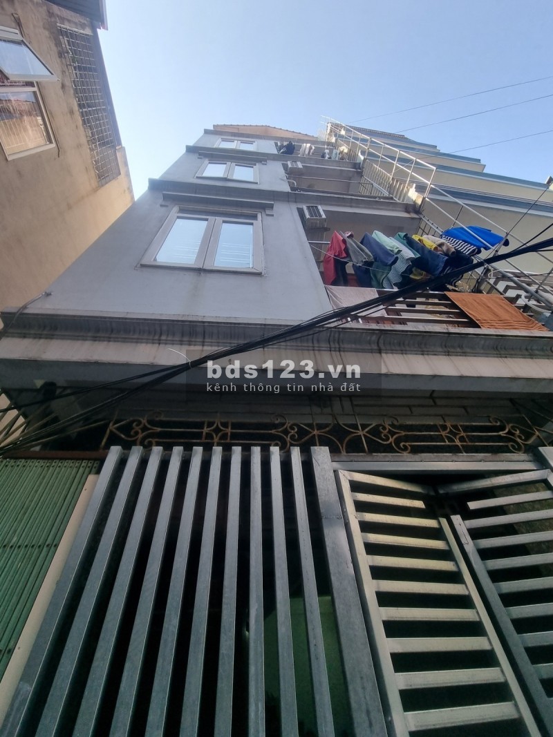 Bán nhà Hồ Tùng Mậu, Mai Dịch, Cầu Giấy. 38mx5; MT 4.2m; giá 5 tỷ 3.
