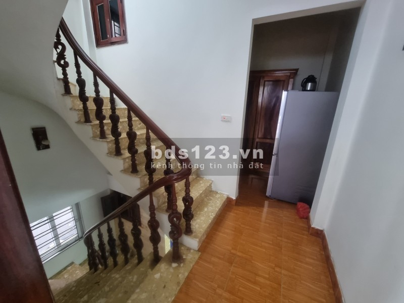 Bán nhà Hồ Tùng Mậu, Mai Dịch, Cầu Giấy. 38mx5; MT 4.2m; giá 5 tỷ 3.