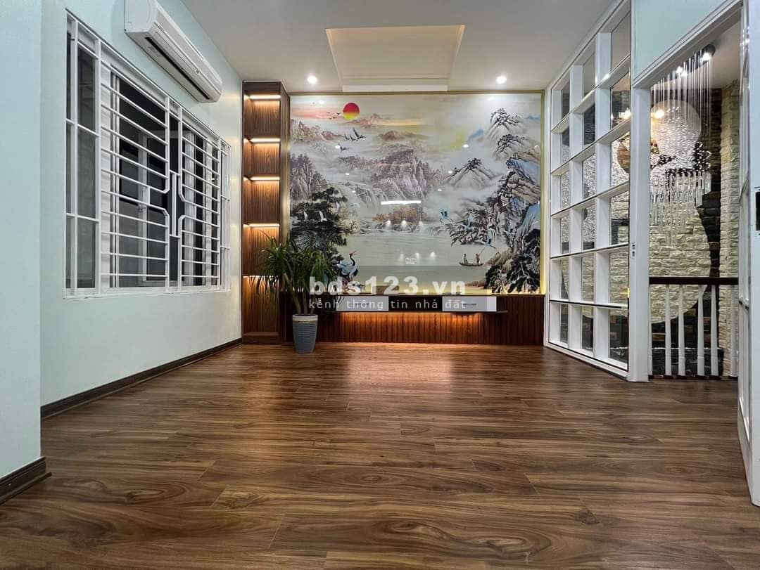 Nhà đẹp dân xây - Phố Lạc Trung ngõ rộng thoáng - Sát đường ô tô - Rẻ nhất khu vực