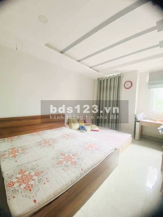 Chỉ nhỉnh 5 tỷ - Nhà đẹp Tân Bình - 60M2 - x15m - 2 Tầng - 3PN - Vị trí đẹp - Sát MT Lạc Long Quân