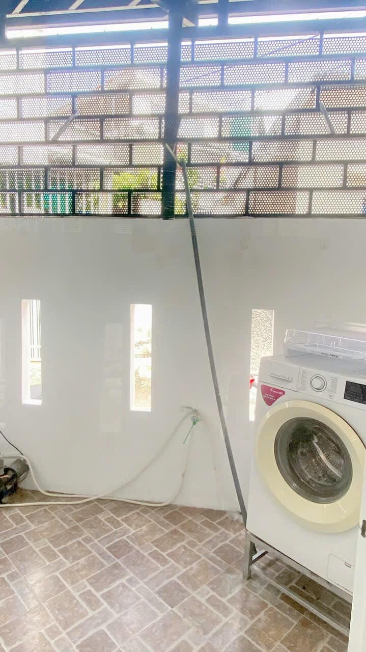 Bán nahf đẹp 2 tầng thuộc TTTP đường ô tô phường Phước Hải, Nha Trang