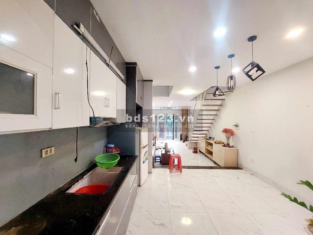 Bán gấp nhà trước Tết, nhà phố Lê Dương, 52m2, ô tô đỗ cửa chỉ 2.x tỷ 0368 597657