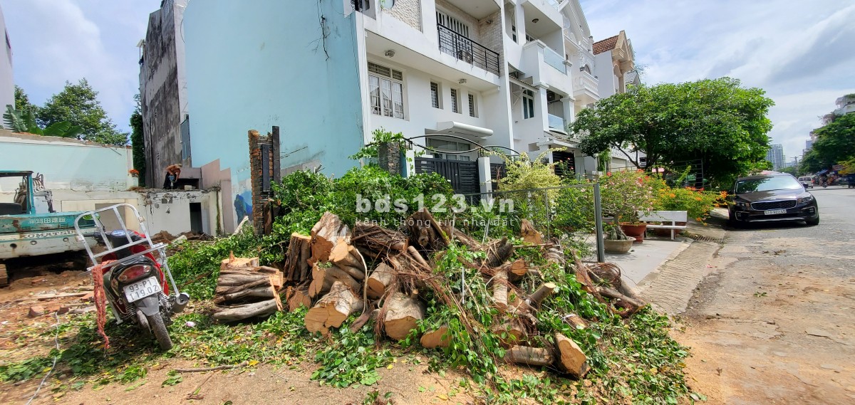 Thuê đất 122 m2 ( 7x18) - đường 12 - Hiệp Bình Chánh - Thủ Đức