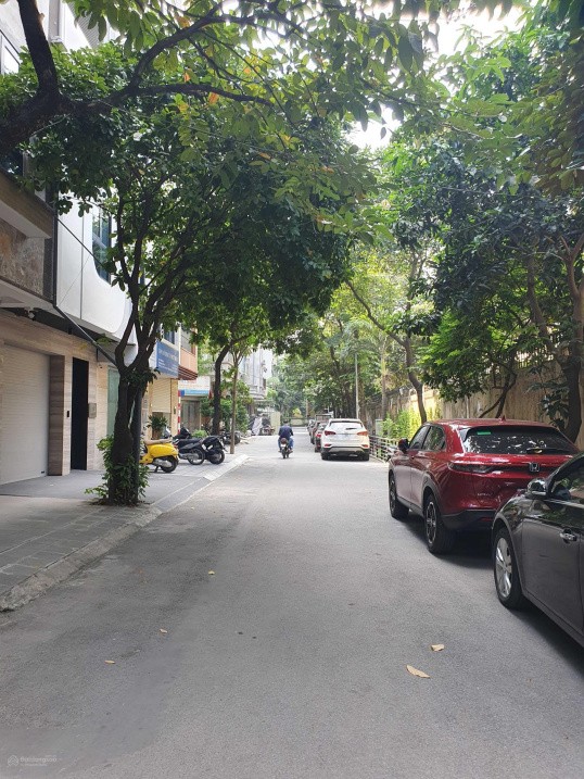 Bán nhà mặt ngõ Nguyễn Phong Sắc. 45M2X5T, 11.3 tỷ (Ô tô đỗ cửa, kinh doanh)
