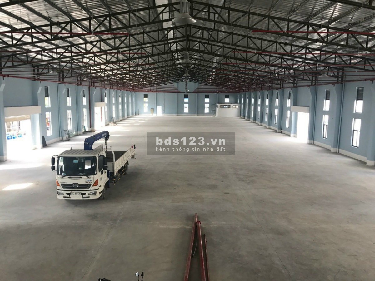 *Cho thuê kho xưởng*5000m2 trong KCN Long Hậu, huyện Cần Giuộc, tỉnh Long An.