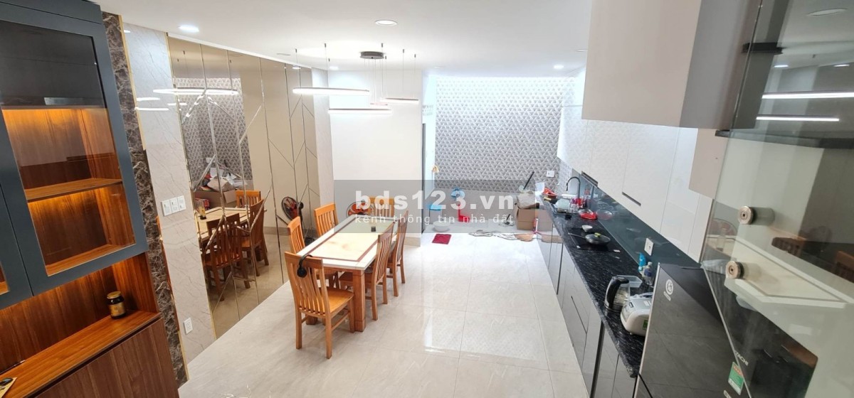 Bán căn hộ chung cư Linh Tây chính chủ diện tích 89m² có 2 PN đã có sổ. Giá chỉ 2 tỷ 350 triệu