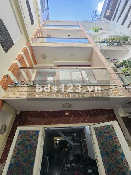 Nguyễn Kiệm - Khu Vip Nội Bộ, Dân Trí Cao - An Ninh - Nhà 4 Tầng - Hẻm Xe Hơi Thông, Sát Mặt Tiền