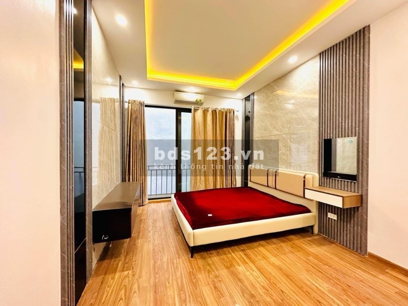 Hơn trăm triệu/m, có đất có nhà đẹp Hoàn Kiếm đón tết. 45m, 5 tầng có 5.3 tỷ TL mạnh