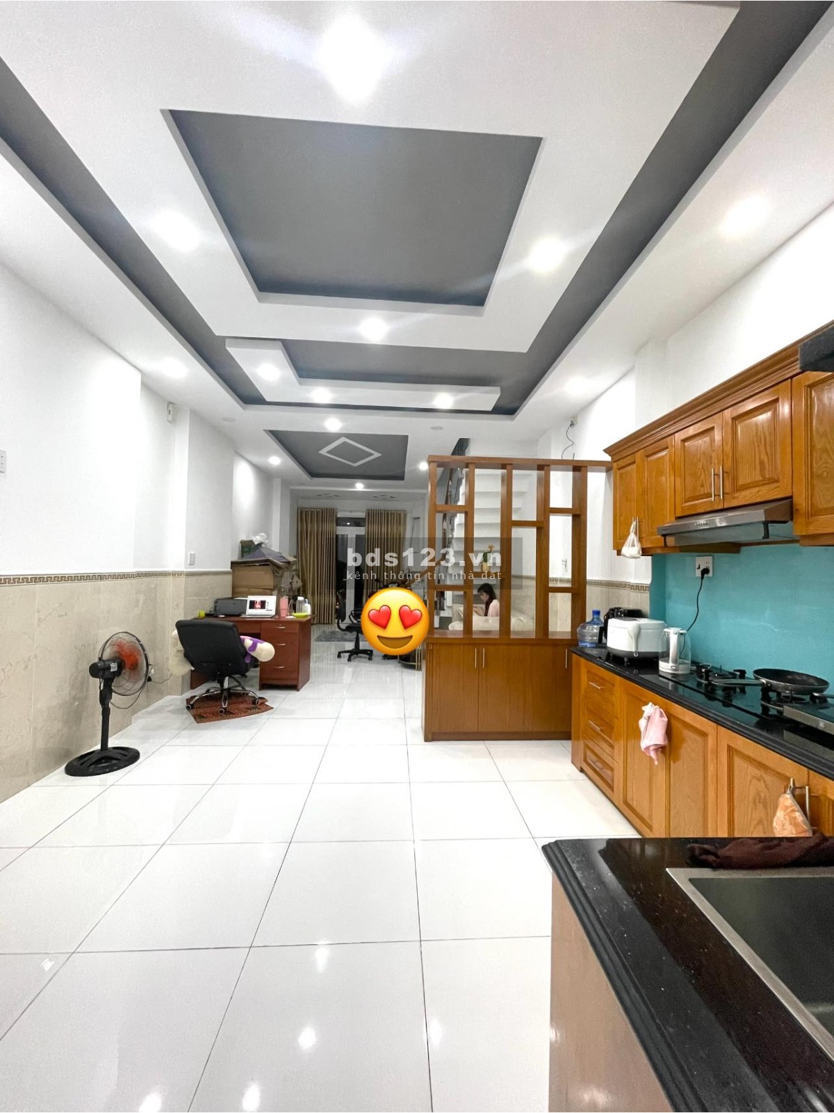 Nhà đẹp ở ngay - Hẻm an ninh - 3 Tầng BTCT giá 4.7 tỷ