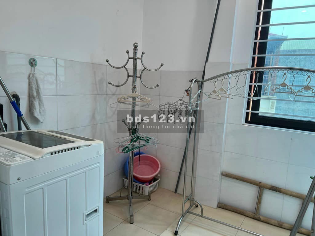 Bán nhà HIẾM phố Hoàng Như Tiếp, 25m; 2.84 tỷ Trung tâm quận, Dân Xây CHẮC CHẮN TIỆN ÍCH ĐỈNH